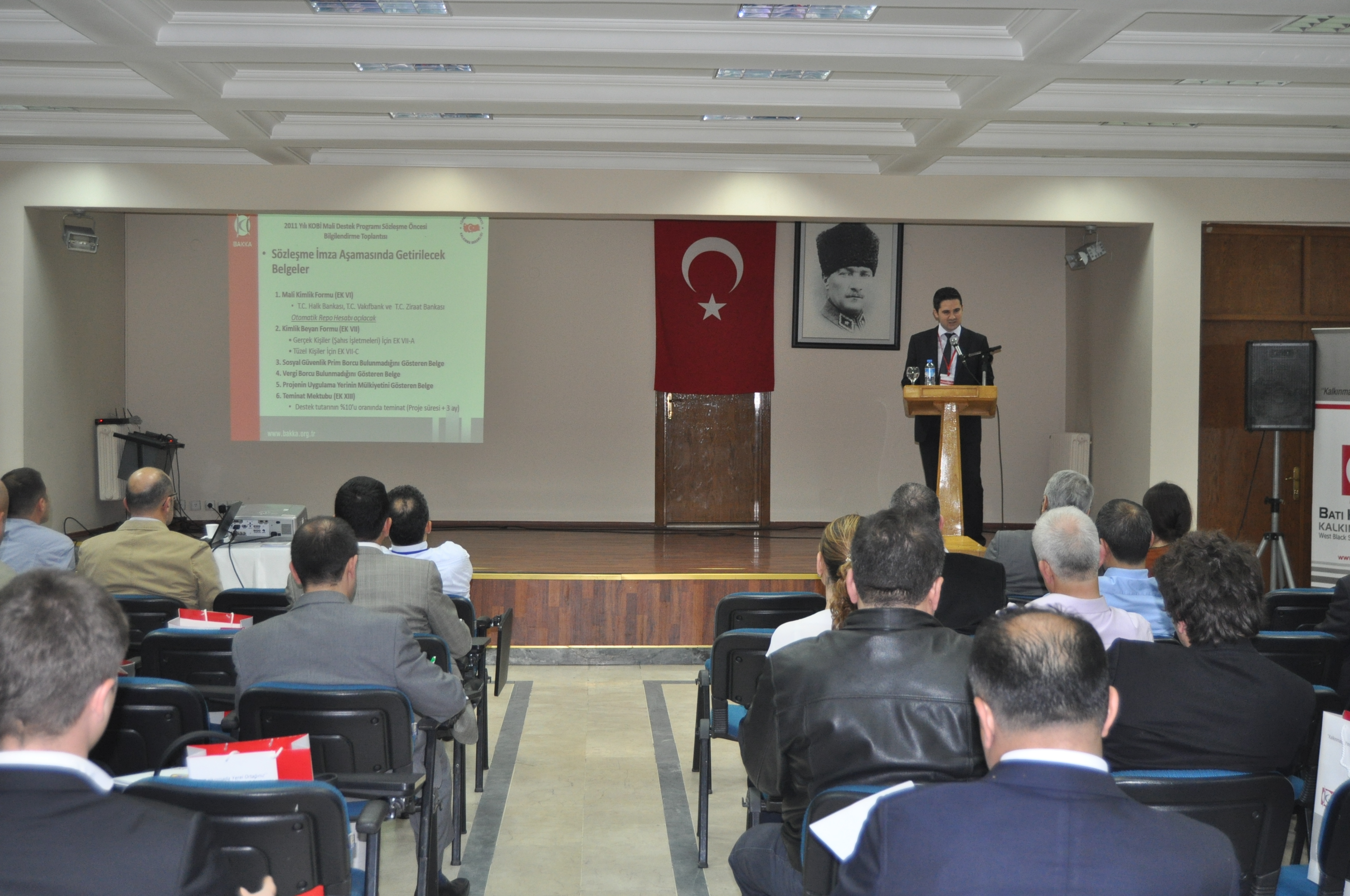 100.Yıl Tesislerinde Bilgilendirme Toplantısı Gerçekleştirildi Galeri