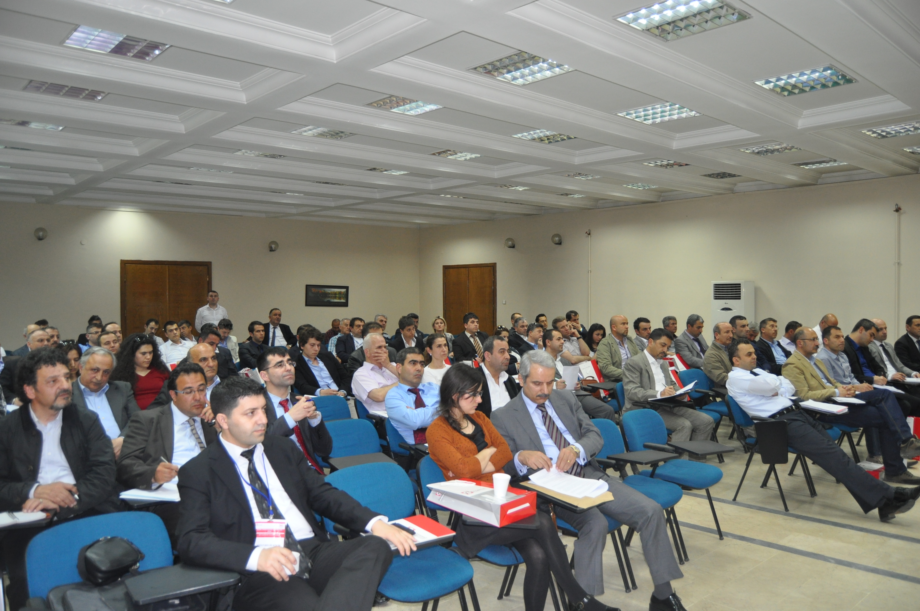 100.Yıl Tesislerinde Bilgilendirme Toplantısı Gerçekleştirildi Galeri